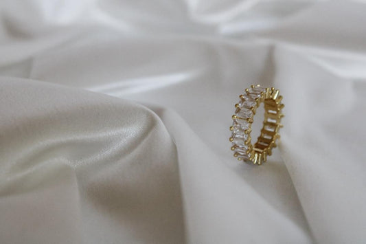 The EMMI Baguette Ring